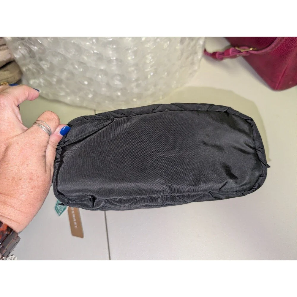 Bagsmart pouch